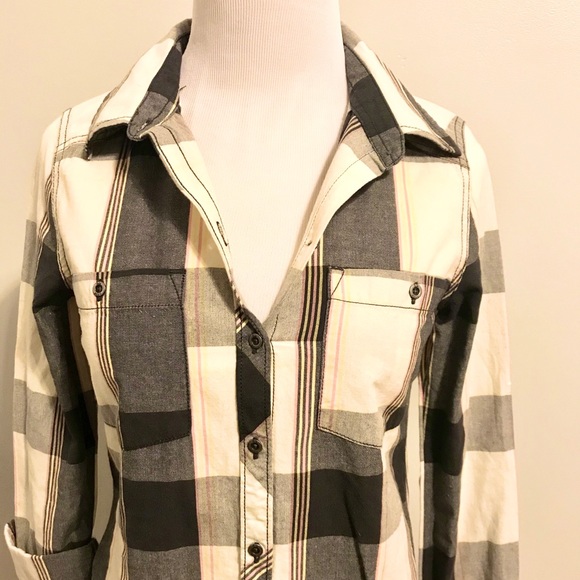 Roxy Ladies Grey Roll Sleeve Blouse Shirt - Picture 4 of 8